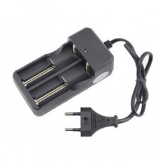 Зарядний пристрій для 2-х 18650 Li-ion акумуляторів 4.2V MD-282A